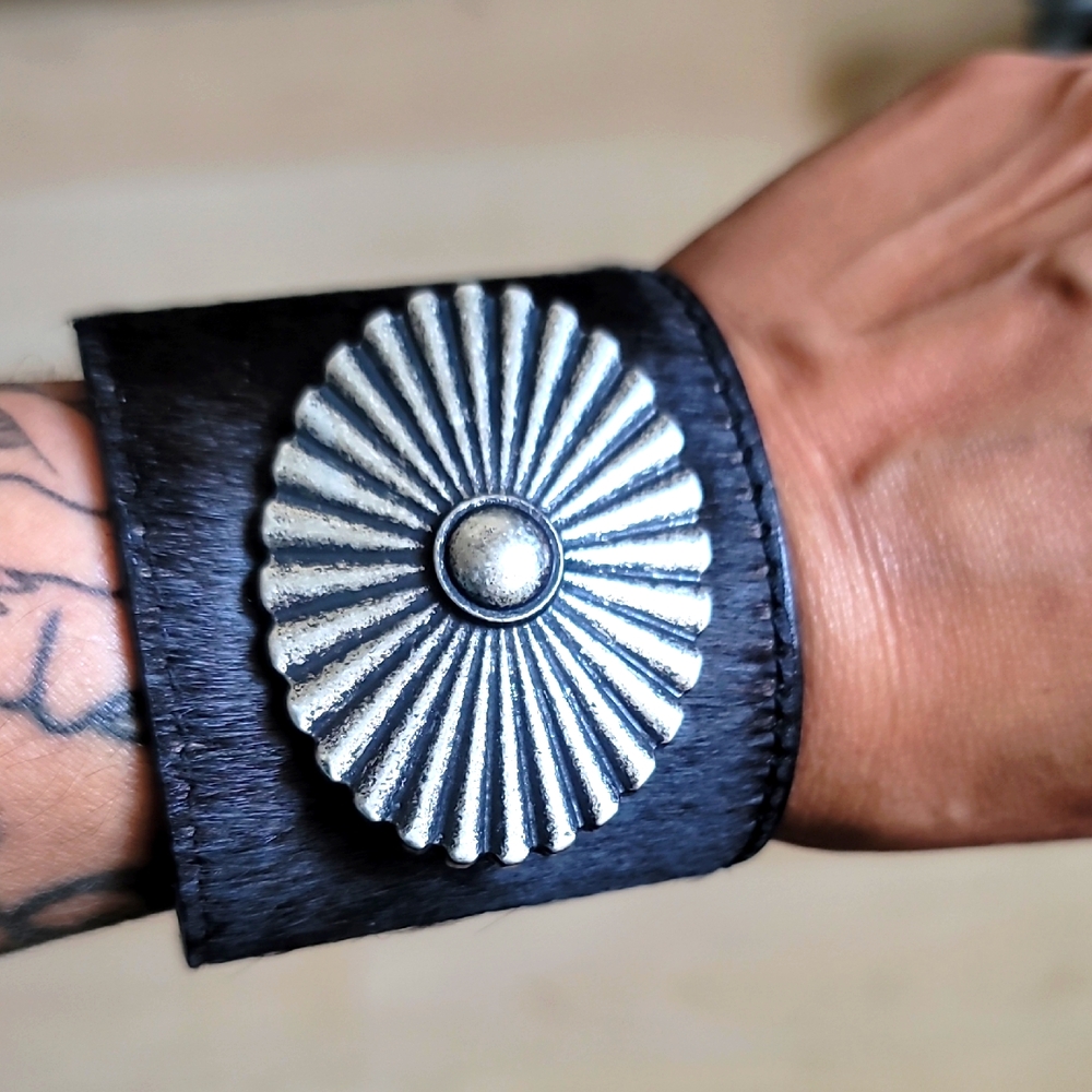 Idyllwind Women's Newell Hair-on Cowhide Western Bracelet